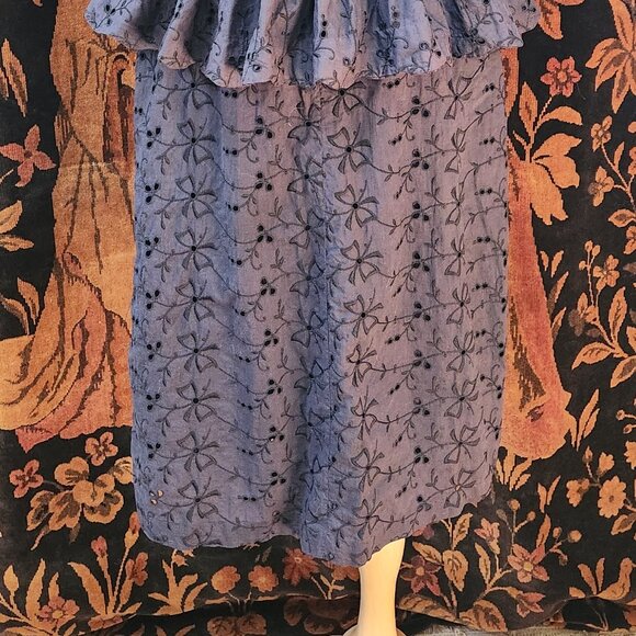 1940s Eyelet Peplum Dress - Picture 3 of 8